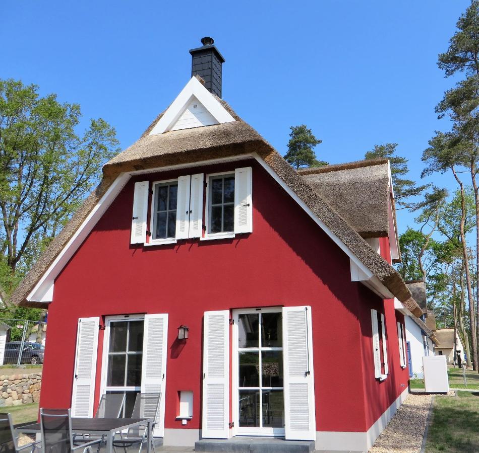 Reetdachhaus Am Haff Mit Sauna, Terrasse, Wlan Zirchow Екстер'єр фото