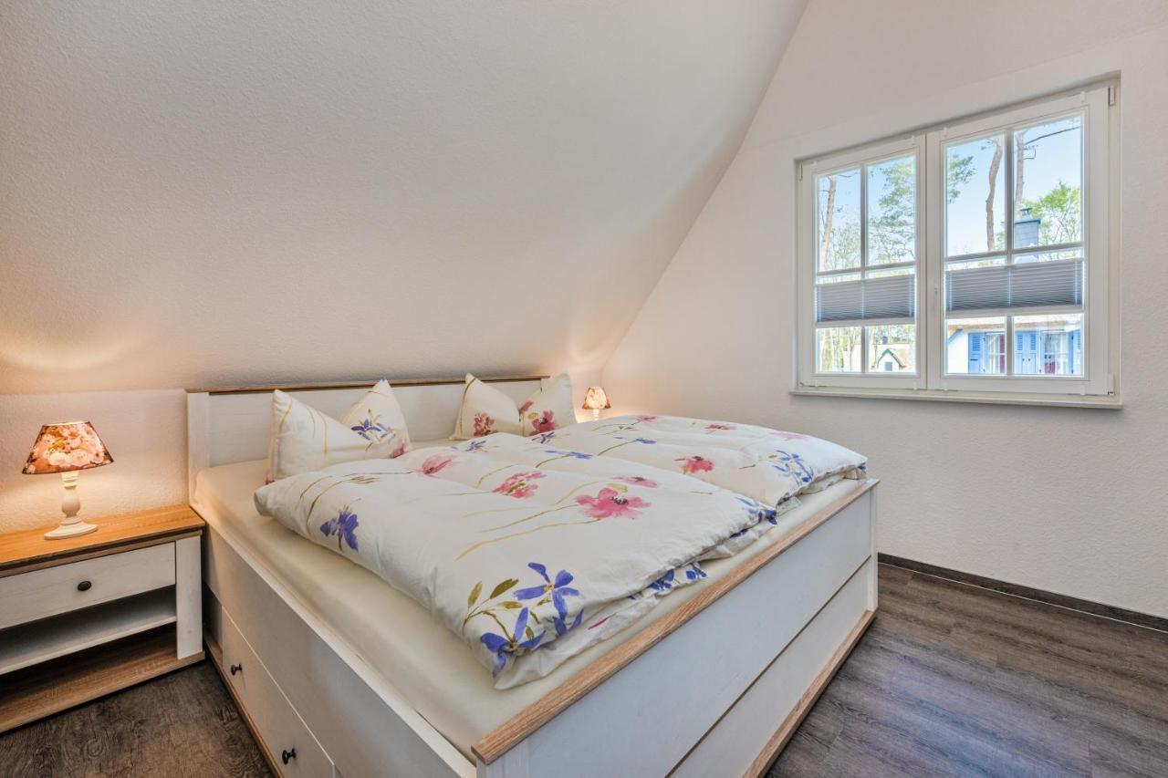 Reetdachhaus Am Haff Mit Sauna, Terrasse, Wlan Zirchow Екстер'єр фото